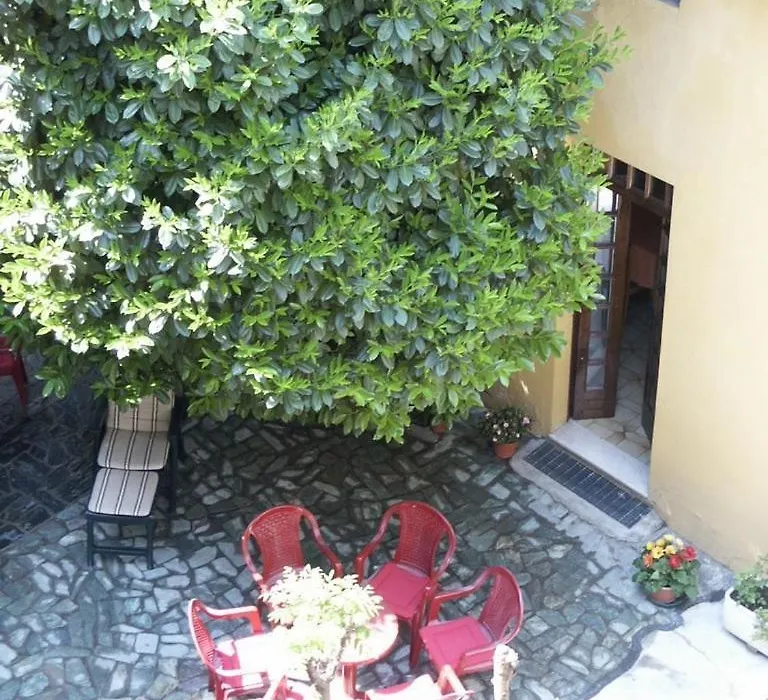 Albergo Corona-1