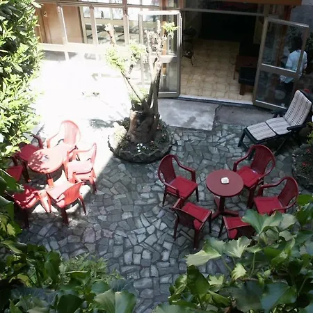 Albergo Corona-2